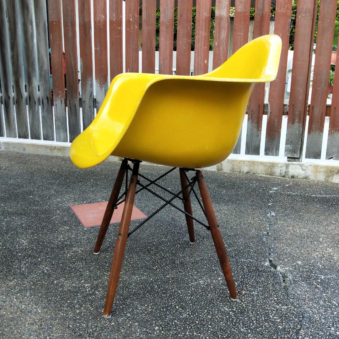 Bistro modern Eames dining seat, Eames dining chair, modern Eames chair, Eames style dining chair, modern dining chair, dining chair, bistro dining chair, contemporary dining chair, stylish dining chair, elegant dining chair, plastic dining chair, molded dining chair, designer dining chair, minimalist dining chair, modern home furniture, dining room chair, kitchen chair, cafe chair, restaurant chair, bistro chair, luxury dining chair, premium dining chair, comfortable dining chair, ergonomic dining chair, modern furniture, dining furniture, home furniture, restaurant furniture, cafe furniture, hospitality chair, commercial dining chair, event dining chair, office dining chair, meeting room chair, stylish home chair, Scandinavian dining chair, contemporary furniture, designer furniture, Eames inspired chair, Eames plastic chair, white Eames chair, black Eames chair, colored dining chair, modern chair design, dining room furniture, kitchen furniture, apartment furniture, compact dining chair, space saving dining chair, durable dining chair, quality dining chair, affordable dining chair, luxury furniture Kenya, furniture Kenya, furniture Nairobi, furniture Kisii, furniture Mombasa, dining chair Kenya, dining chair Nairobi, dining chair Kisii, dining chair Mombasa, dining chair Nakuru, dining chair Eldoret, Eames chair Kenya, Eames chair Nairobi, modern furniture Kenya, home furniture Kenya, dining furniture Kenya, dining chair supplier Kenya, furniture supplier Kenya, furniture shop Kenya, furniture store Kenya, furniture online Kenya, buy dining chair Kenya, dining chair for sale Kenya, dining chair price Kenya, modern dining chair Kenya, bistro chair Kenya, cafe chair Kenya, restaurant chair Kenya, office chair Kenya, stylish chair Kenya, contemporary dining furniture, modern dining setup, dining room decor, home interior furniture, elegant seating furniture, premium seating, modern seating solution, designer seating, comfortable home chair, dining table chair, dining set chair, family dining chair, kitchen dining chair, trendy dining chair, modern lifestyle furniture, Eames dining seat.